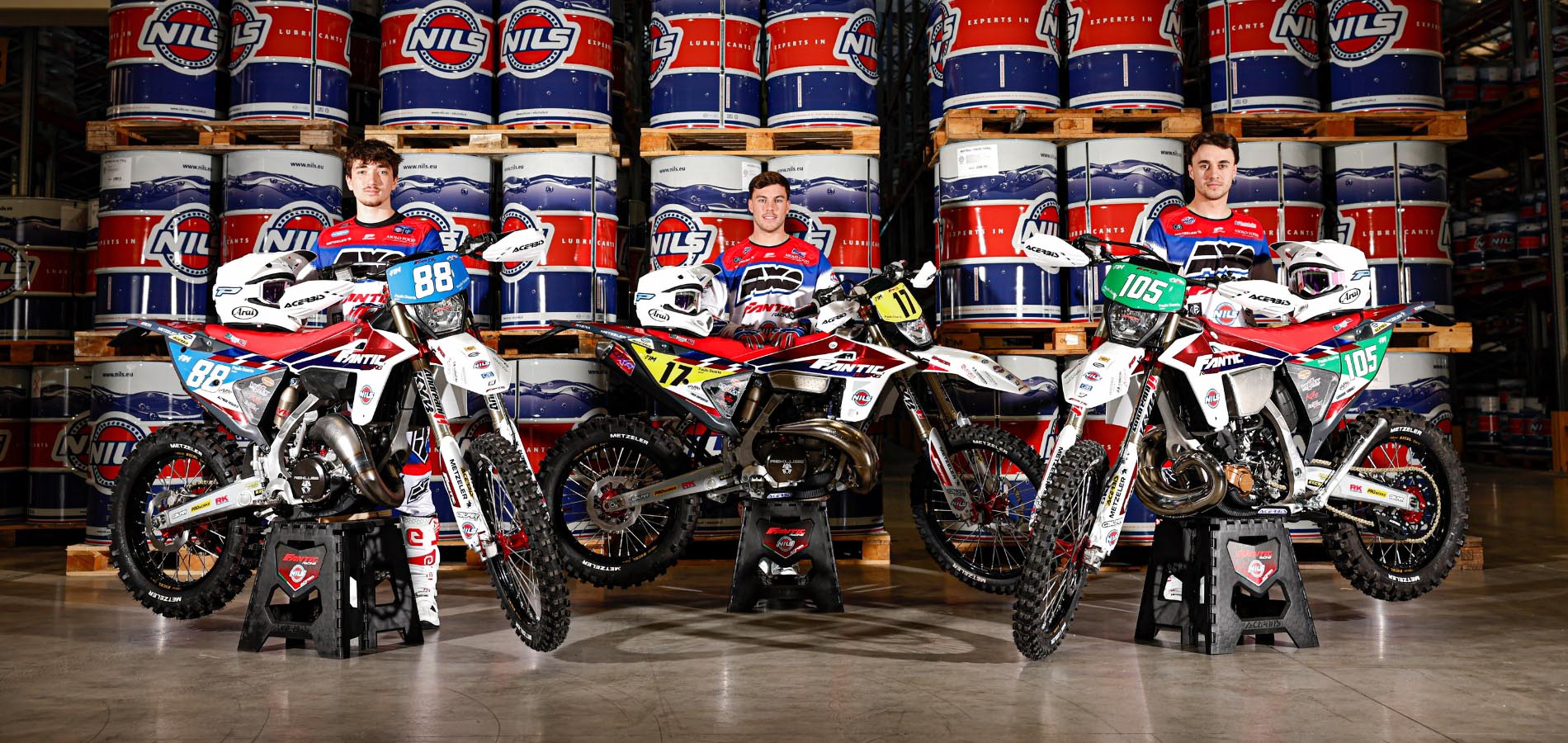 slider Fantic Racing Enduro